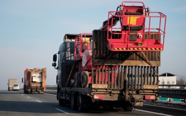 How Oversize Permits Help You Prepare for Oversized Freight Transport